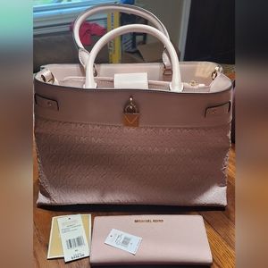 Michael Kors bag